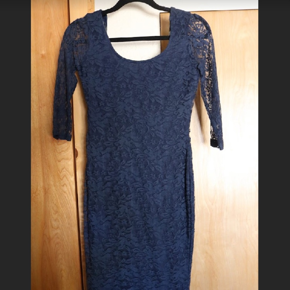 Navy blue scoop neck lace dress